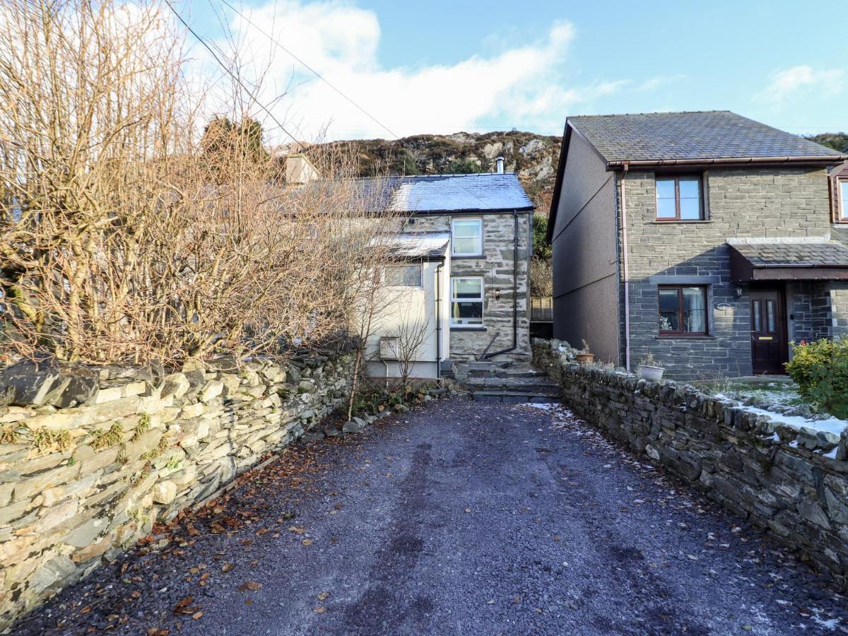 1 Llwyn Hir Villa Blaenau Ffestiniog ภายนอก รูปภาพ
